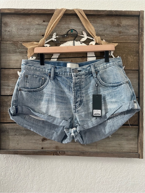 One Teaspoon Pants - One Teaspoon Salty Dog Bandits Washed Light Blue Denim Women's Shorts 30 NWT
